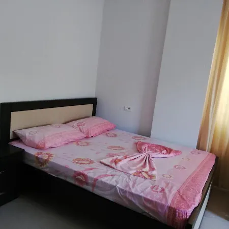 Art Apartmets شقة
